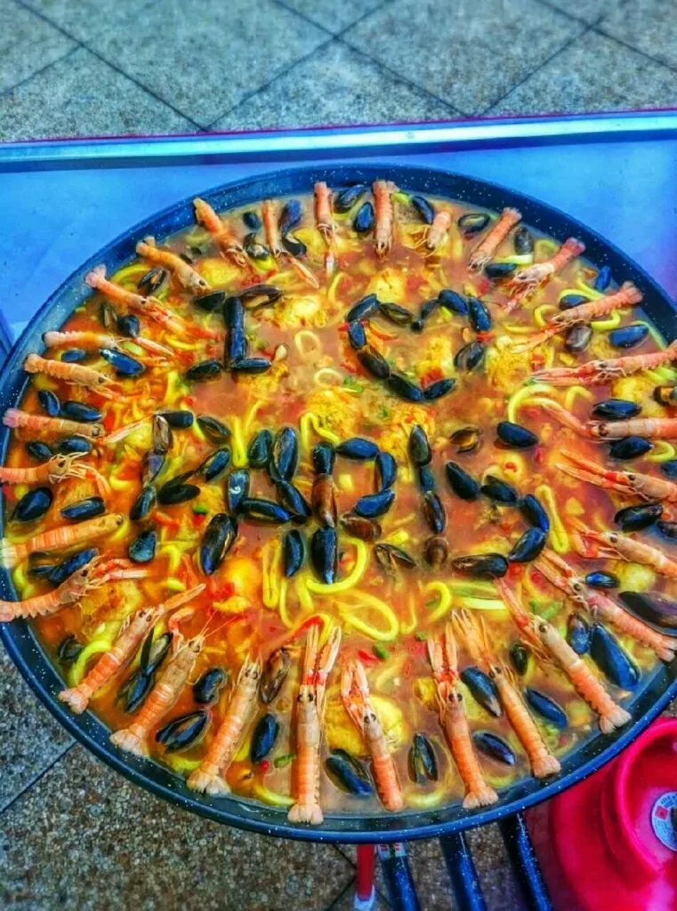 paella-personnalisée-love-paris